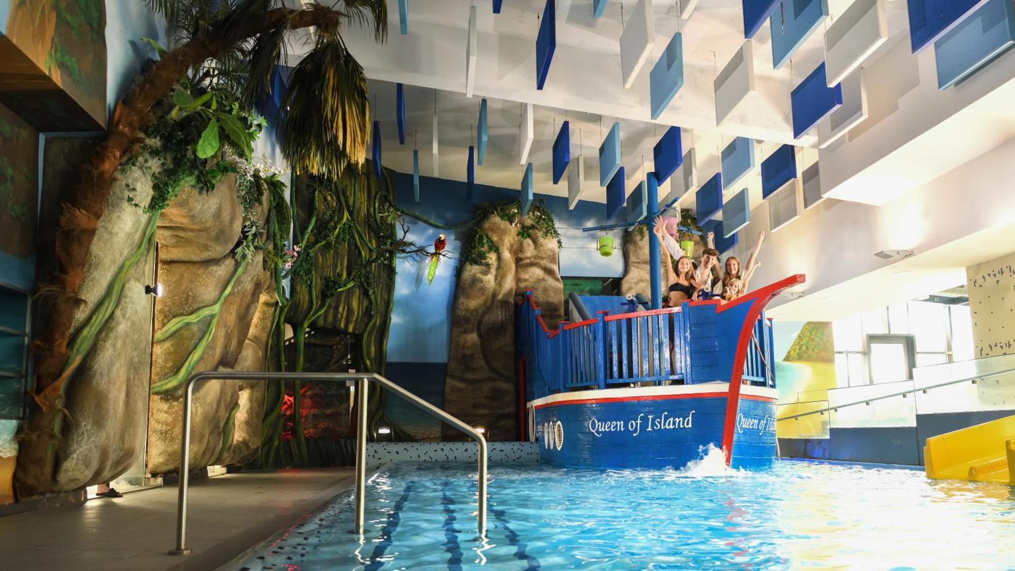 Hotel Aquacity Seasons Poprad Bagian luar foto