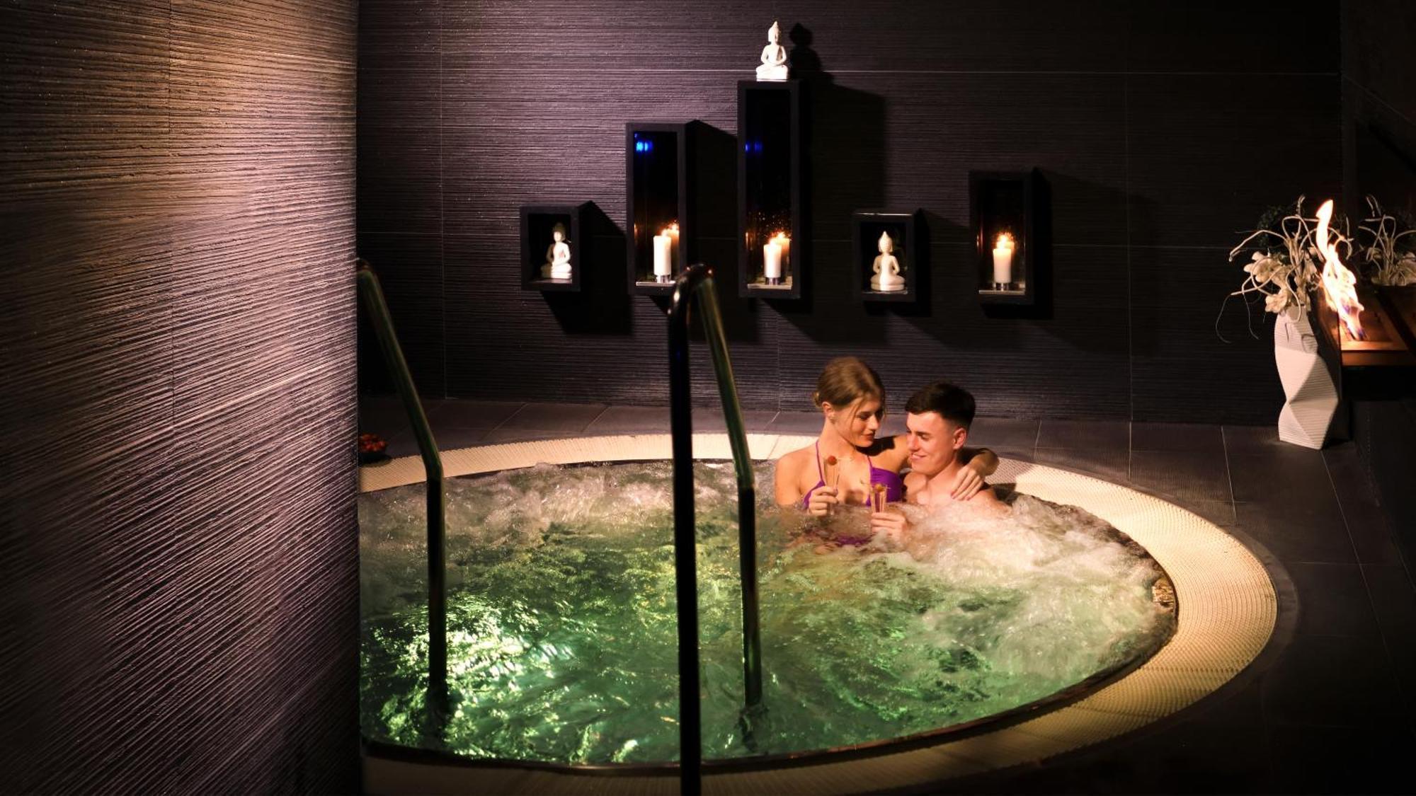 Hotel Aquacity Seasons Poprad Bagian luar foto